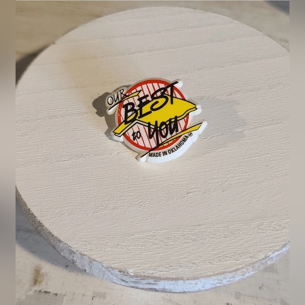Our Best To You Made In Oklahoma Plastic Rare Pin Pinback [ Read Details ]